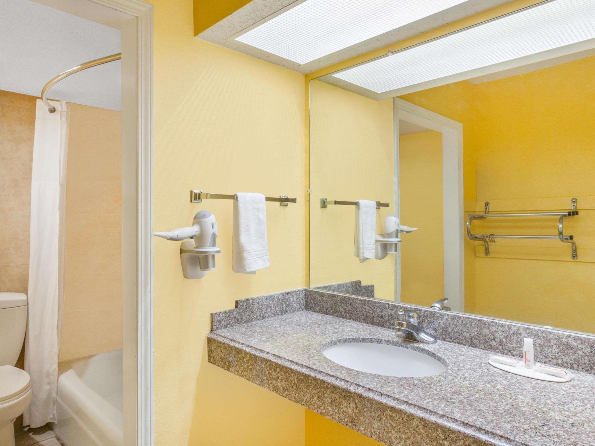 Days Inn Jacksonville Luaran gambar